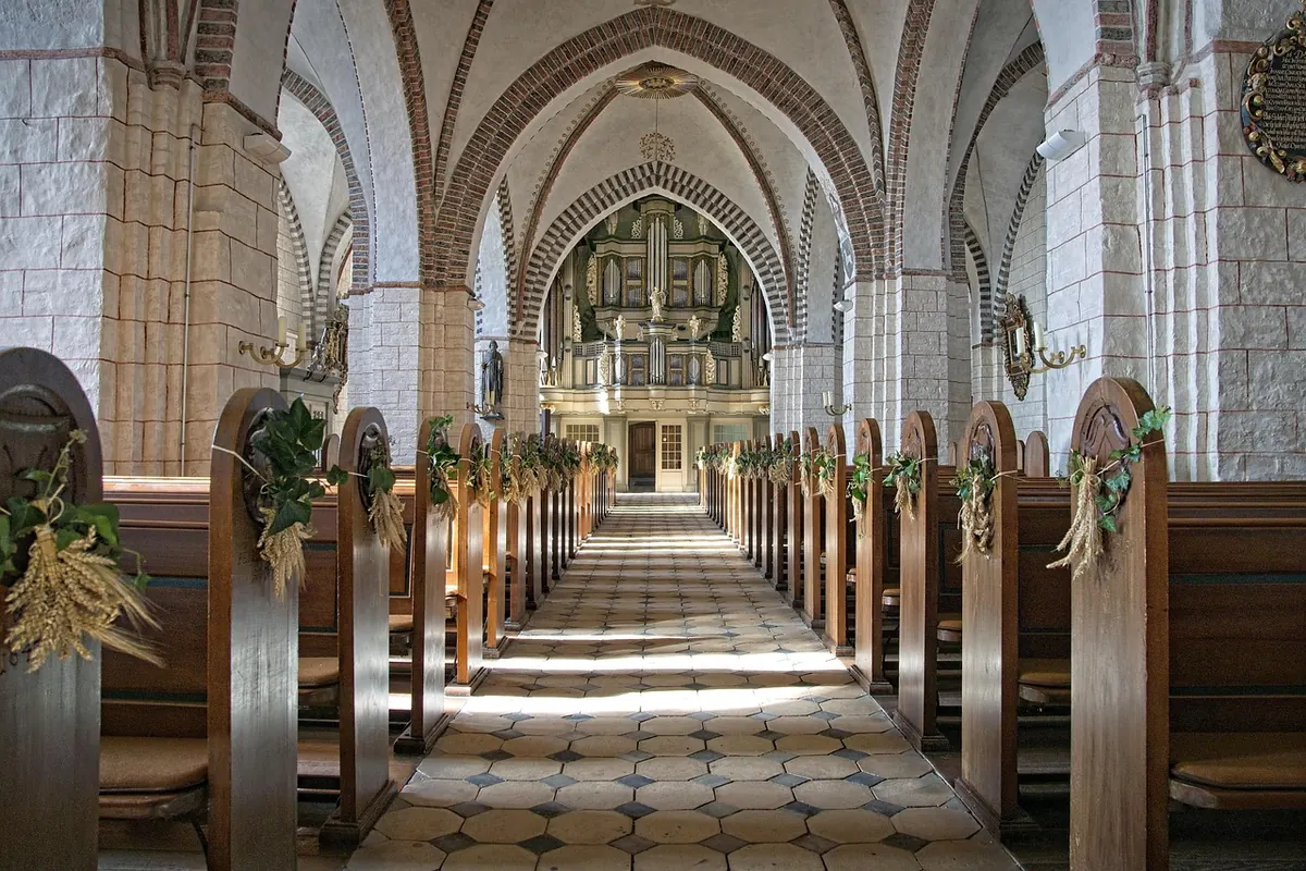 First Time at a Chapel Service: What to Expect and How to Prepare